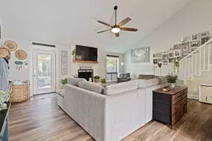 1112 Pin Oak Cir, Niceville, FL 32578 - Photo 3