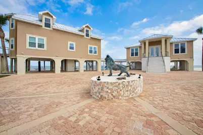 320 Sunny Drive, Mary Esther, FL 32569 - Photo 1