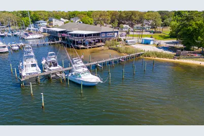 834 Bayshore Drive, Niceville, FL 32578 - Photo 21