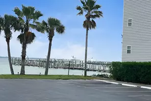 1330 SE Miracle Strip Parkway SE, Fort Walton Beach, FL 32548 - Photo 3