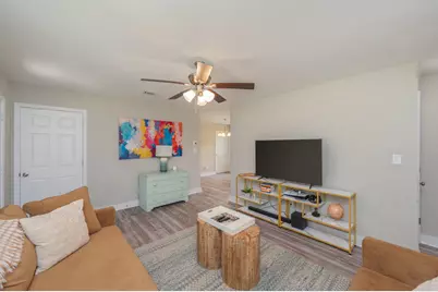 254 E Iris Lane E, Defuniak Springs, FL 32433 - Photo 11