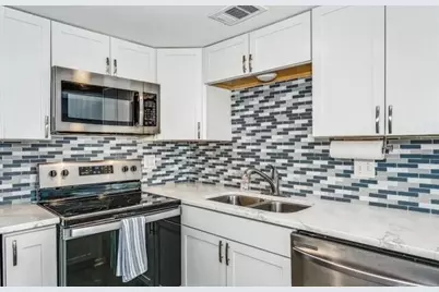 308 Miracle Strip Parkway #1C, Fort Walton Beach, FL 32548 - Photo 11