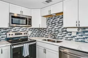 308 Miracle Strip Pkwy, Fort Walton Beach, FL 32548 - Photo 11