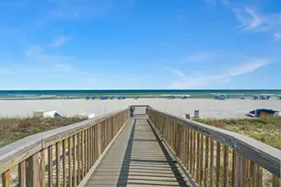 8271 Gulf Blvd, Navarre, FL 32566 - Photo 9