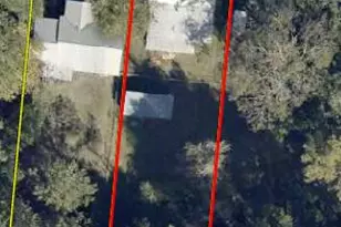 386 E Burdick Ave E, Defuniak Springs, FL 32433 - Photo 1