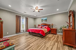 5105 Pasco Broxson Cir, Holt, FL 32564 - Photo 13