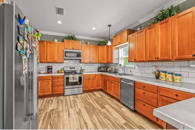 5105 Pasco Broxson Circle, Holt, FL 32564 - Photo 7