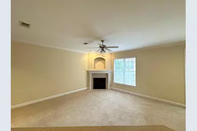 413 Nathey Avenue #10, Niceville, FL 32578 - Photo 3