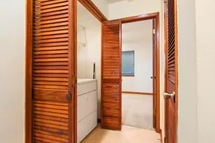 1000 Bay Dr, Niceville, FL 32578 - Photo 13