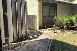 1000 Bay Dr, Niceville, FL 32578 - Photo 3