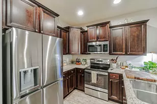 8726 Brown Pelican Cir, Navarre, FL 32566 - Photo 15