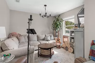 803 Linden Ave, Niceville, FL 32578 - Photo 11