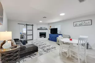 16 Court Dr, Destin, FL 32541 - Photo 1