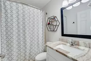 16 Court Dr, Destin, FL 32541 - Photo 13