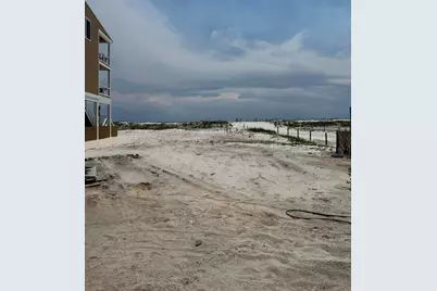 117 37th Street #D, Mexico Beach, FL 32456 - Photo 5