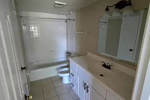 605 Colonial Dr, Fort Walton Beach, FL 32547 - Photo 11