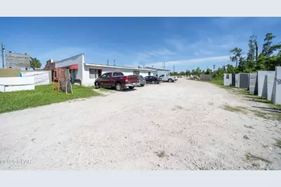 2515 E 15th Street E, Panama City, FL 32405 - Photo 11