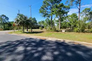 1076 Pearson Rd, Milton, FL 32583 - Photo 1