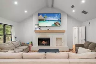 202 Bonita Dr, Defuniak Springs, FL 32433 - Photo 9