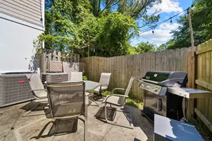 512 Dement Cir, Panama City Beach, FL 32407 - Photo 7