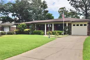 22 10th St, Shalimar, FL 32579 - Photo 3