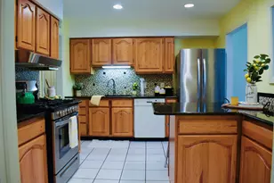 22 10th St, Shalimar, FL 32579 - Photo 9