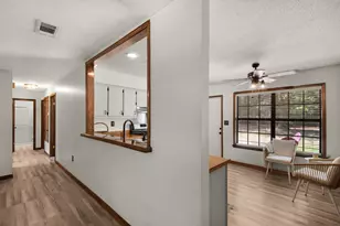 223 W Pinoak Ct W, Crestview, FL 32539 - Photo 5