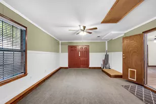 223 W Pinoak Ct W, Crestview, FL 32539 - Photo 11