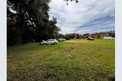 742 W US Highway 90, Defuniak Springs, FL 32433 - Photo 15