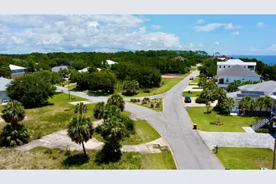 4136 Madura Rd, Gulf Breeze, FL 32563 - Photo 9