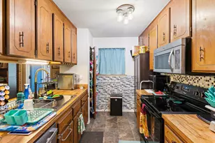 1121 37th St, Niceville, FL 32578 - Photo 13