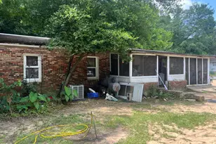 401-409 Brock East Ave, Crestview, FL 32539 - Photo 9