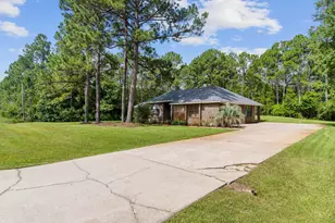 2167 Sunrise Dr, Navarre, FL 32566 - Photo 3