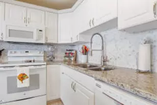 11757 Front Beach Rd, Panama City Beach, FL 32407 - Photo 9