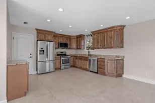 411-A Cobia Ave, Fort Walton Beach, FL 32548 - Photo 7