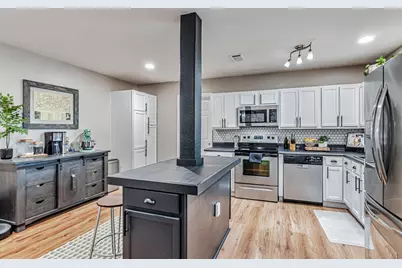 22 NW Robinwood Drive NW, Fort Walton Beach, FL 32548 - Photo 7