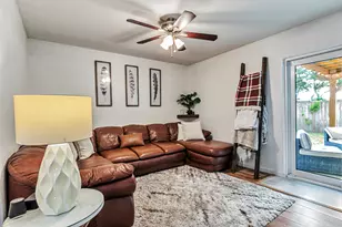 22 NW Robinwood Dr NW, Fort Walton Beach, FL 32548 - Photo 11