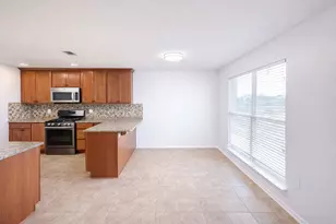 527 Tom Sawyer Ln, Crestview, FL 32536 - Photo 7