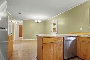 270 Windham Way, Defuniak Springs, FL 32433 - Photo 13