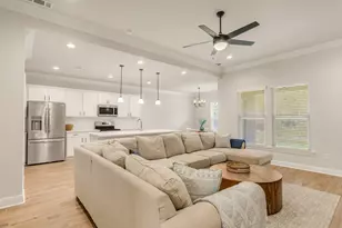 124 Apollo Ave, Freeport, FL 32439 - Photo 9