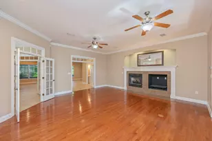 4210 Cougar Cir, Niceville, FL 32578 - Photo 7