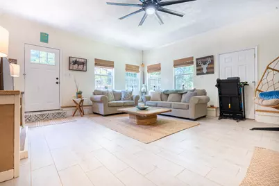 156 Lindberg Street, Crestview, FL 32536 - Photo 9