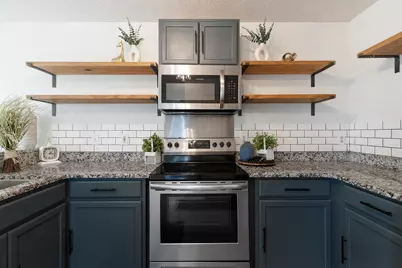 558 Rough Leaf Lane, Mary Esther, FL 32569 - Photo 3