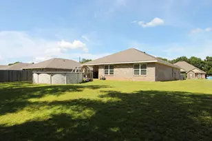 5372 Wyndell Cir, Crestview, FL 32539 - Photo 11