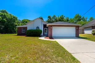 214 Southgate Dr, Crestview, FL 32539 - Photo 1