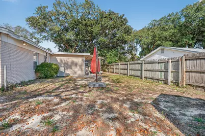 136 NW Robinwood Drive NW, Fort Walton Beach, FL 32548 - Photo 39