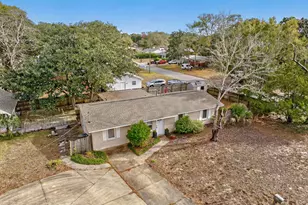 136 NW Robinwood Dr NW, Fort Walton Beach, FL 32548 - Photo 41