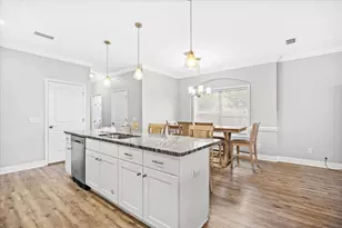 6006 Thomas Dr, Panama City Beach, FL 32408 - Photo 9