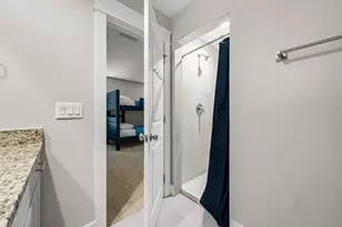 2711 Lagoon Mnr Dr, Panama City Beach, FL 32408 - Photo 39