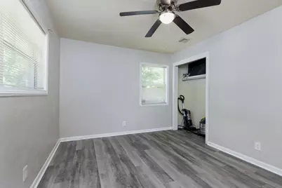 6586 Sellers Drive, Milton, FL 32570 - Photo 9